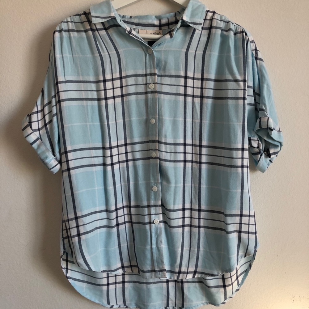 UNIVERSAL THREAD PLAID BUTTON UP SHORT SLEEVE BLOUSE
